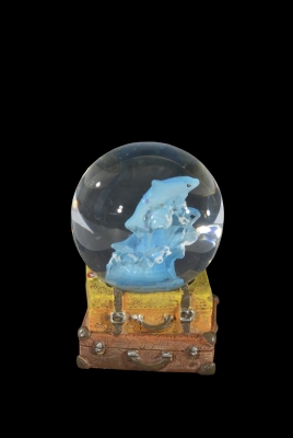 1603 - Dolphin Water Globe on Luggage Base 45 mm.
