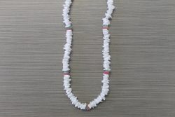 N-8339 - White Chip Necklace with Color Accent