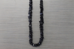 N-8501 - Black Chip Shell Necklace