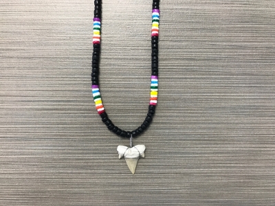 SN-8159   Shark Tooth Necklace - Multi-colored Clam Shell and Black Coconut Beads